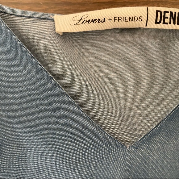 Lovers + Friends Bell Sleeve Chambray Top,all I can say is that I love this top! - Picture 5 of 8